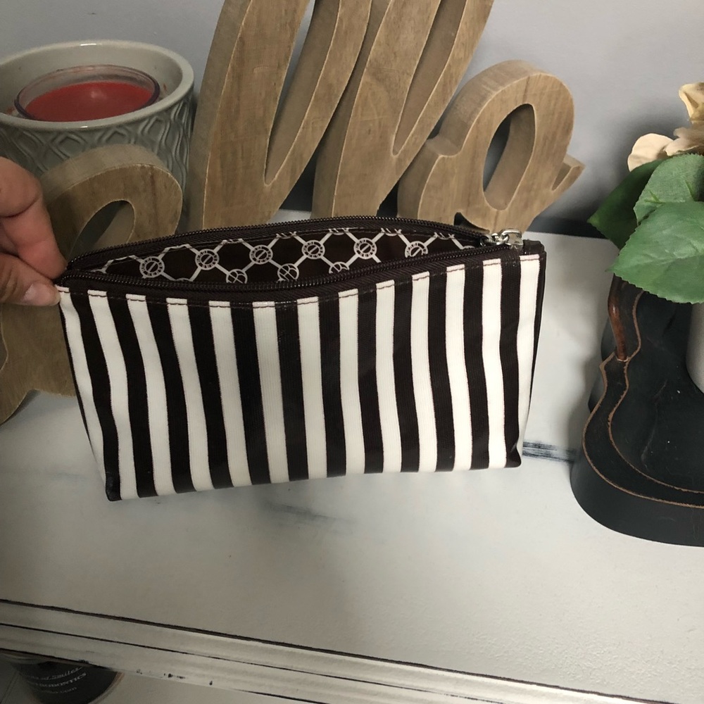 Henri Bendel makeup bag